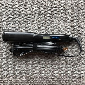 Paul Mitchell neuro flat iron
